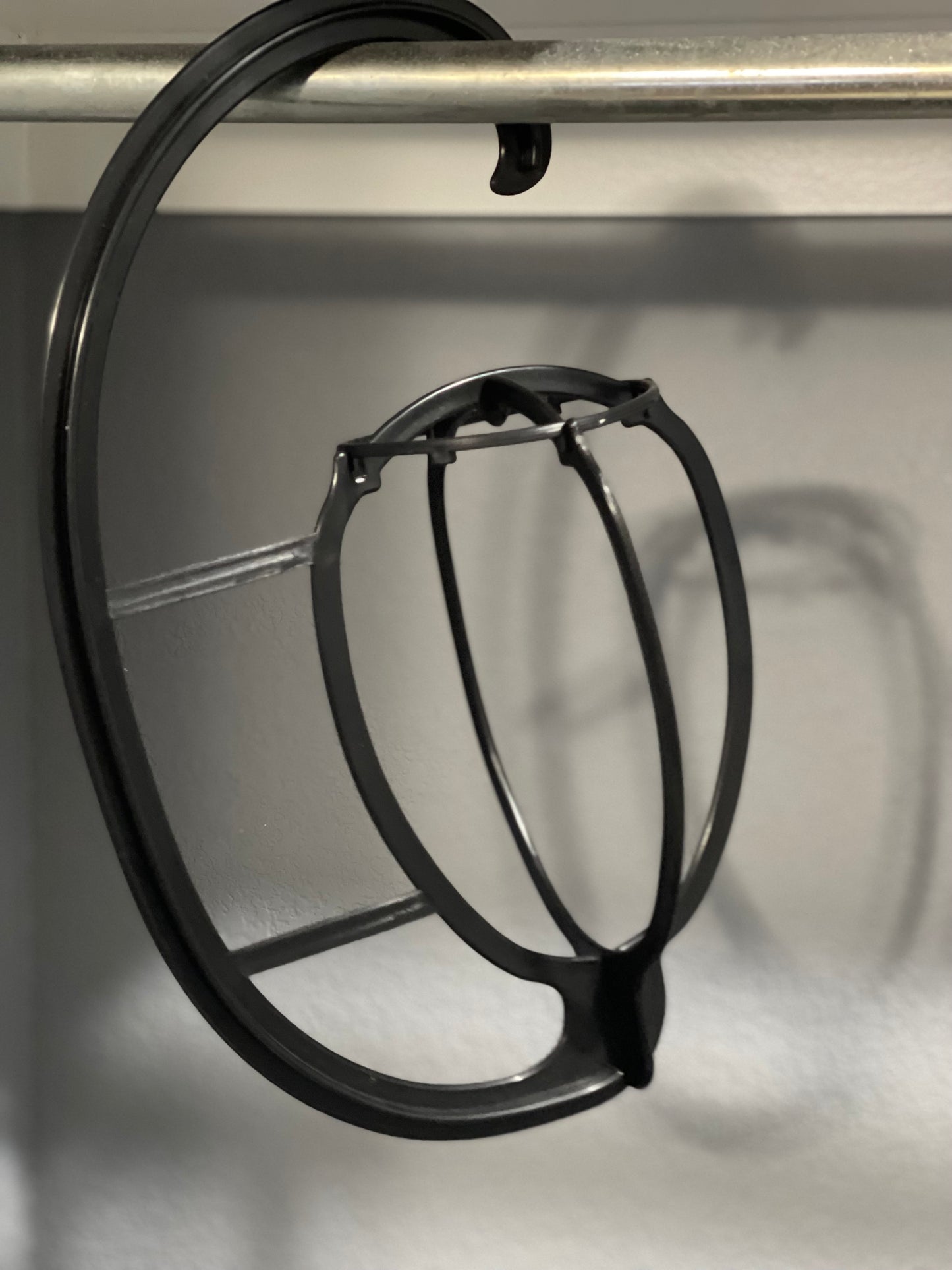 WIG HANGER