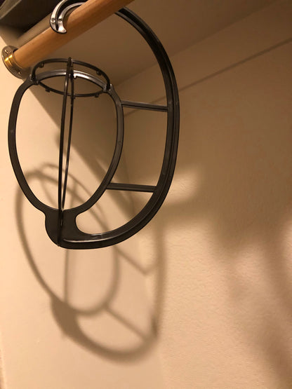 WIG HANGER